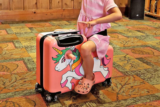 kids ride on luggage