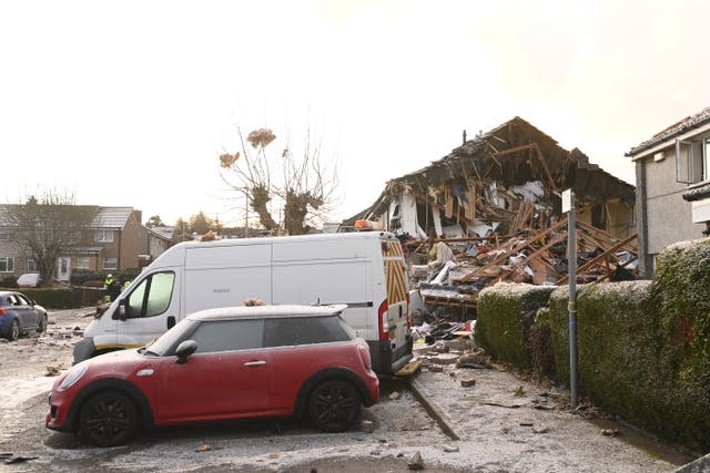 The scene on Baberton Mains Avenue