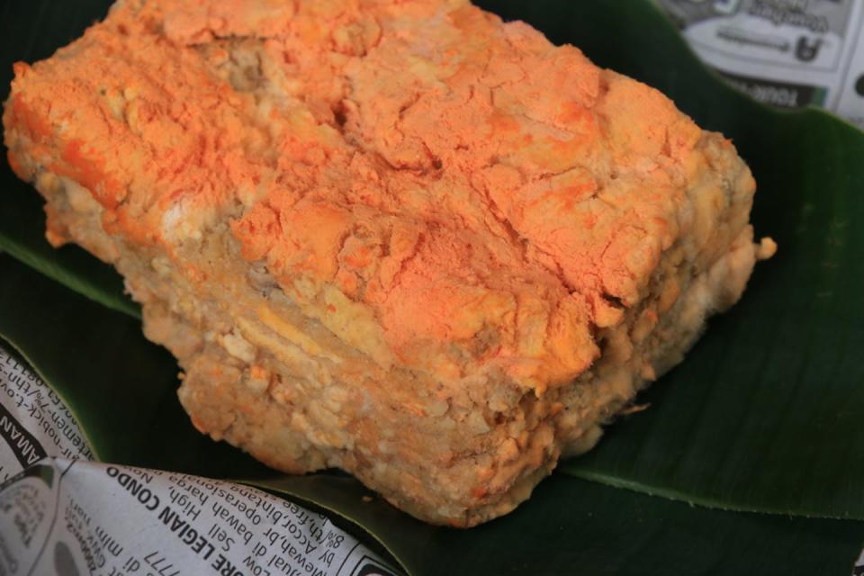 Red oncom, a traditional staple food in West Java, Indonesia, is made with <em>Neurospora</em>. <a href="https://www.shutterstock.com/image-photo/fresh-raw-red-oncom-vegetarian-food-396059380" rel="nofollow noopener" target="_blank" data-ylk="slk:Shutterstock;elm:context_link;itc:0;sec:content-canvas" class="link ">Shutterstock</a>