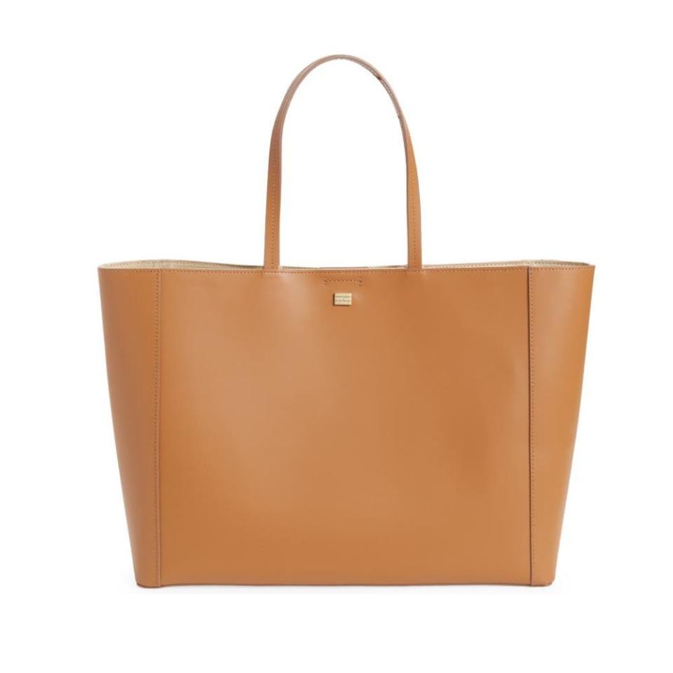 14) Le Signature Tote