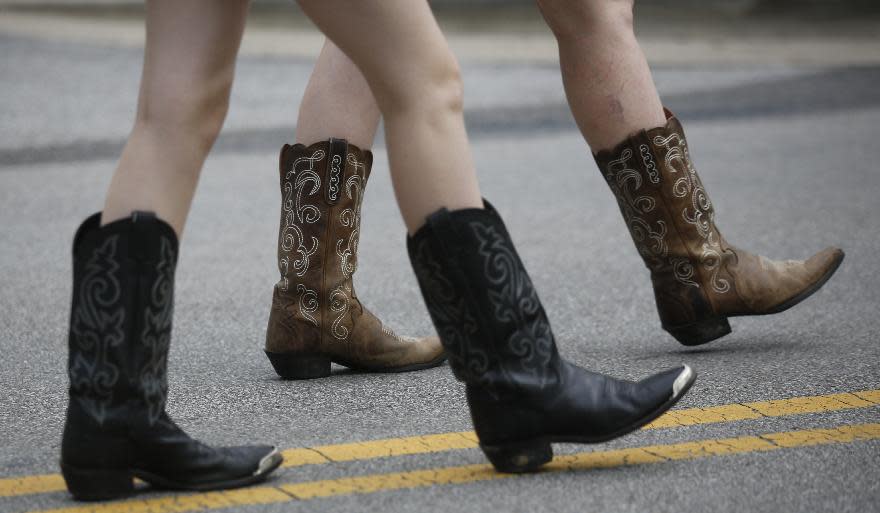 Here's how to test drive a pair of Warren Buffett's cowboy boots