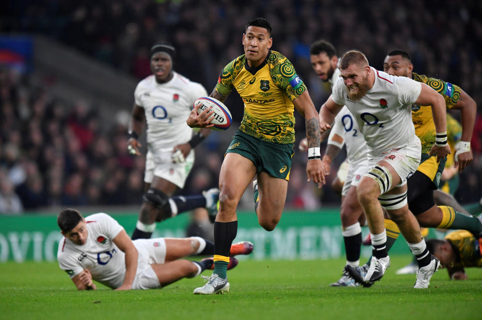 Rugby Union - England v Australia - Twickenham Stadium, London, Britain - November 24, 2018  Australia's Israel Folau breaks away to score their first try   REUTERS/Toby Melville