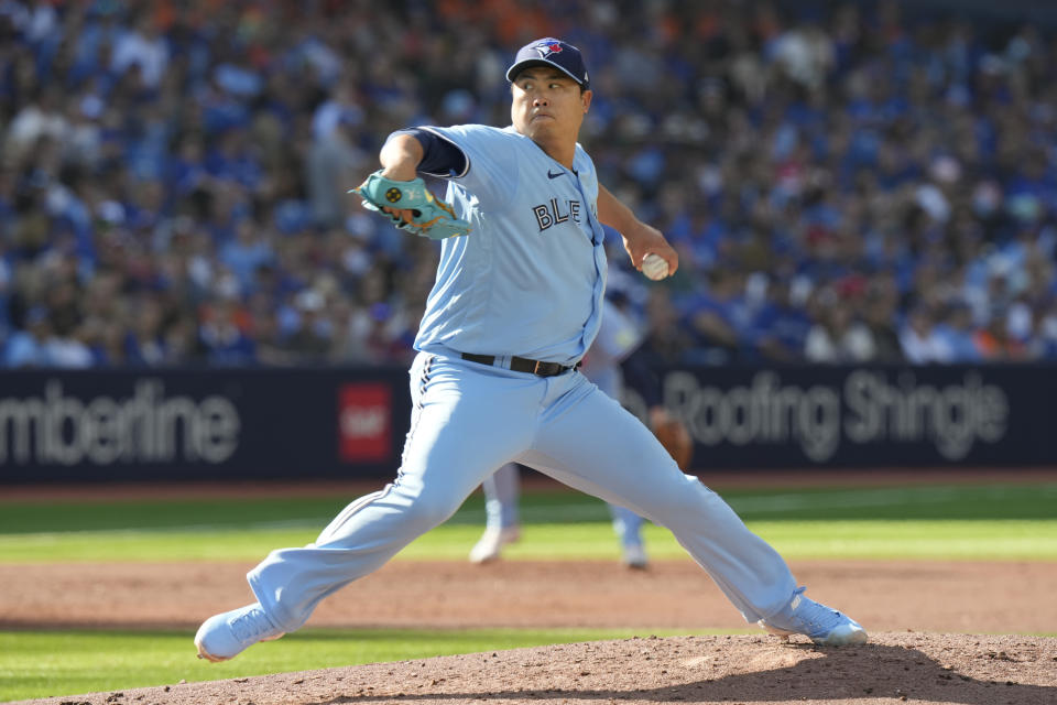 Toronto Blue Jays starting pitcher Hyun Jin Ryu (99) throws during the third inning of a baseball game against the Tampa Bay Rays in Toronto, Saturday, Sept. 30, 2023. (Frank Gunn/The Canadian Press via AP)