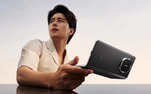 Huawei announces the premium Mate 60 Pro+ 5G with up to 1TB of storage, and  the Mate X5 foldable - PhoneArena