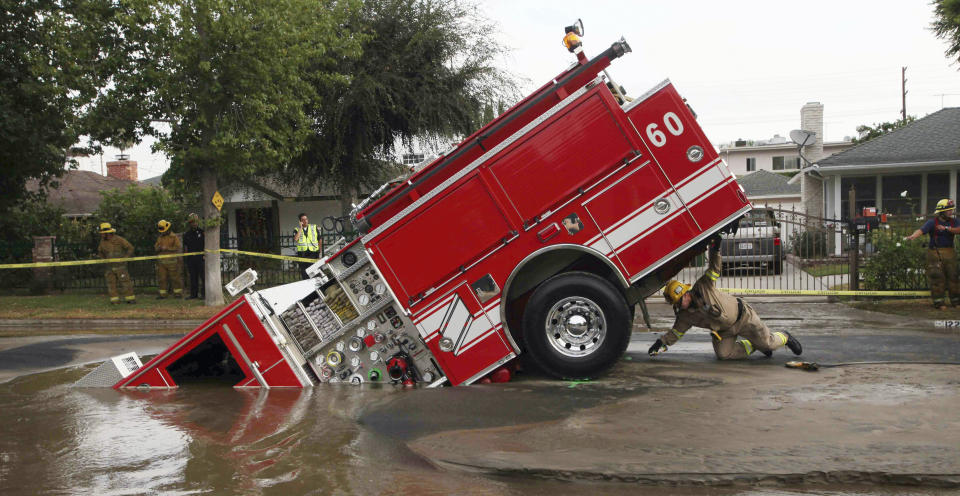 Los Angeles sinkhole