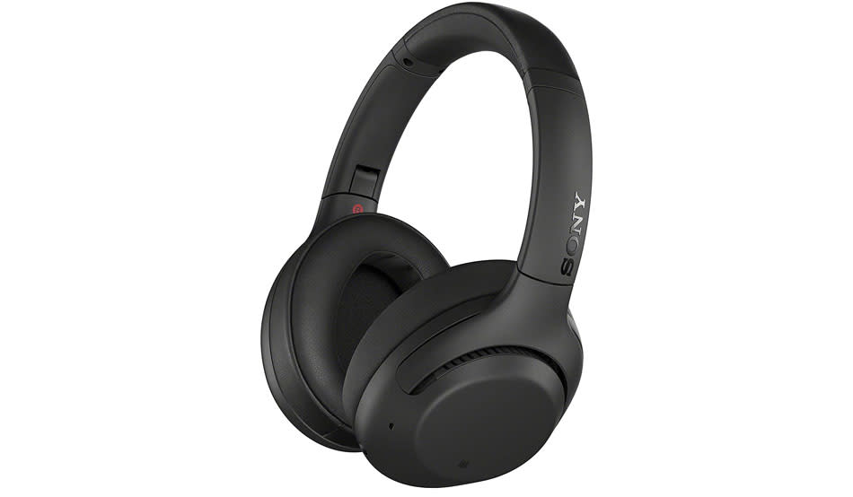 Save 40 percent on Sony Bluetooth headphones. (Photo: Amazon)