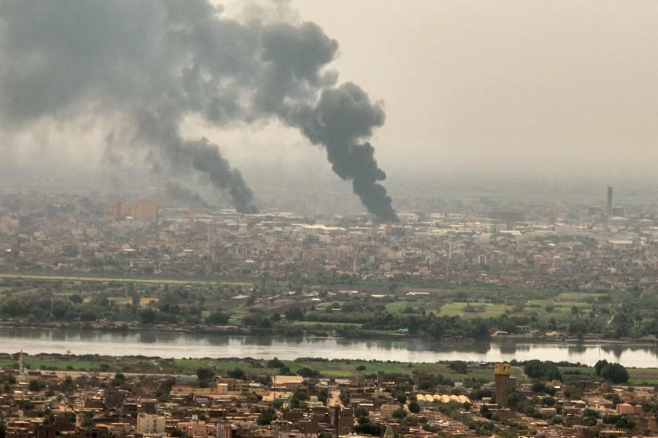 Schwarze Wolken über den Dächern von Sudans Hauptstadt Khartoum. (Bild: Getty Images)