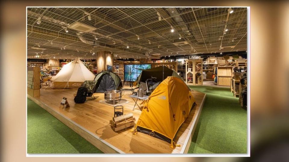 Alpen TOKYO 4樓賣場實際搭起帳篷。(圖/©Alpen 提供)