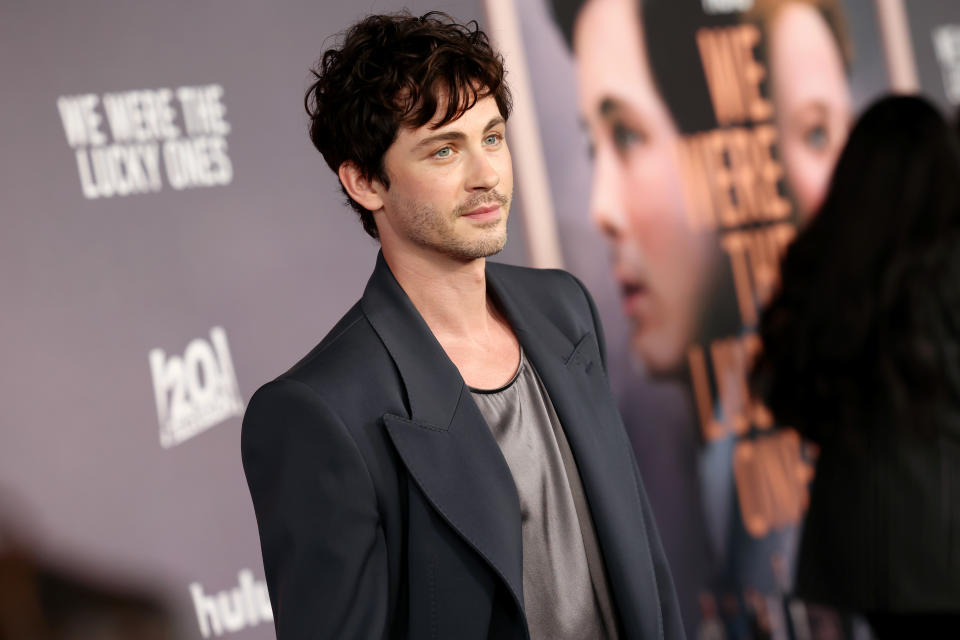 LOS ANGELES, CALIFORNIA - MARCH 21: Logan Lerman attends the Los Angeles Premiere of Hulu's 