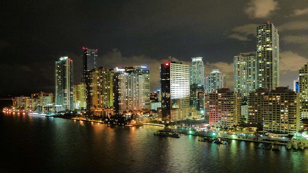  Miami, Florida, skyline. 