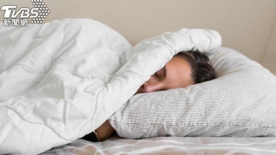 部分人總認為睡很久還是覺得累。（示意圖／shutterstock達志影像）