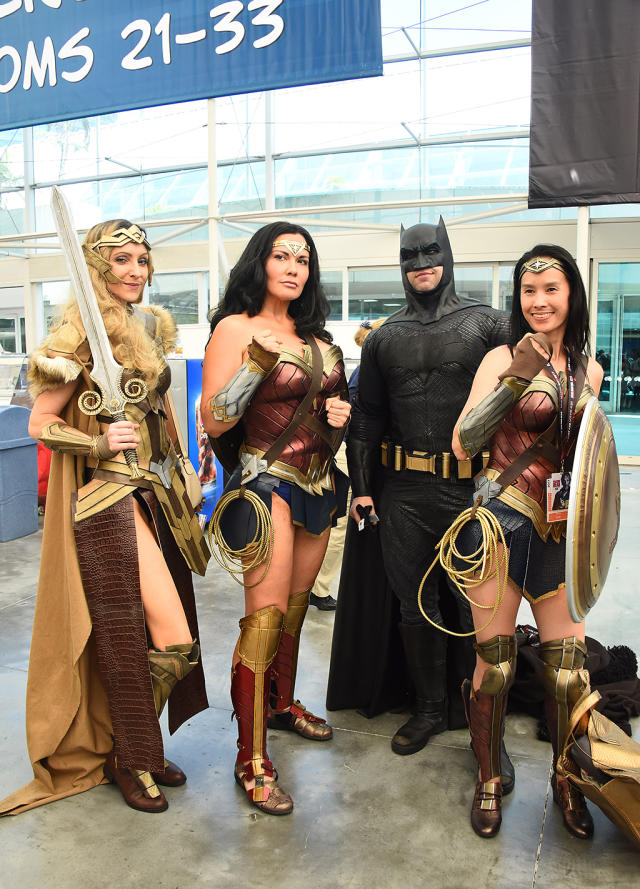 Comic-Con 2018 Cosplay: Thor, Spider-Man, Wonder Woman and More