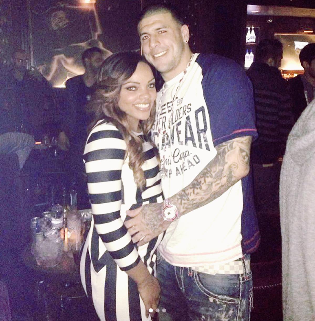 Aaron Hernandez's Fiancée Speaks Out for First Time After Release of  Netflix Documentary
