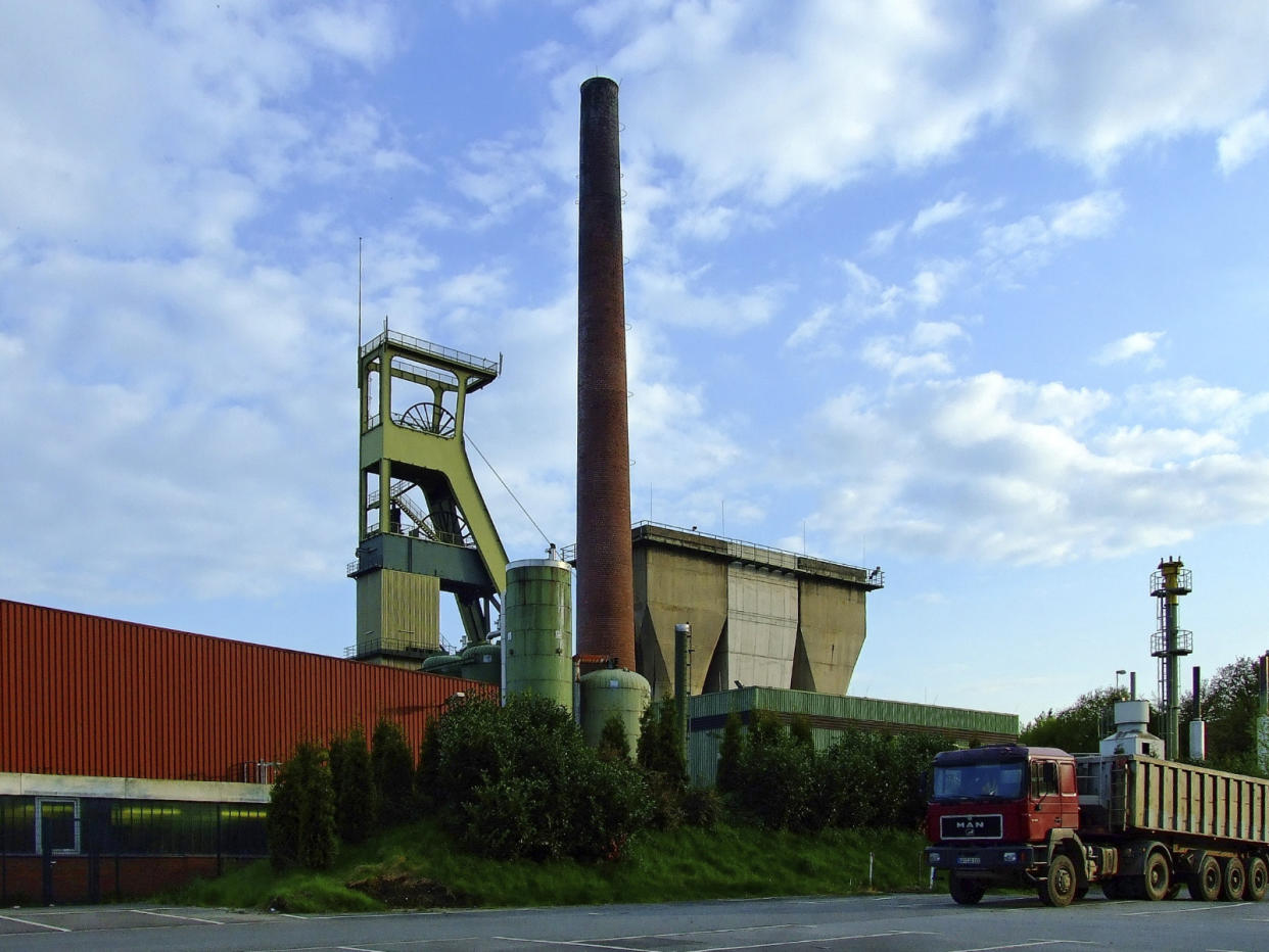 The Prosper Haniel hard coal mine in the state of North-Rhine Westphalia is set to close in 2018, when a process of turning it into a clean energy facility will start: Goseteufel/Wikimedia Commons