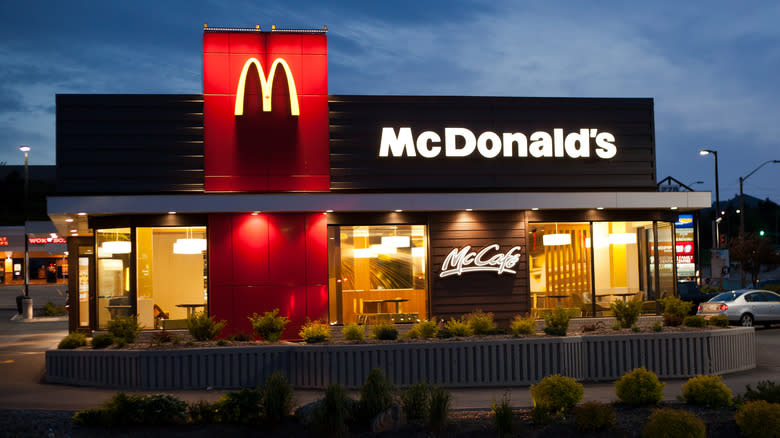 McDonald's exterior at night