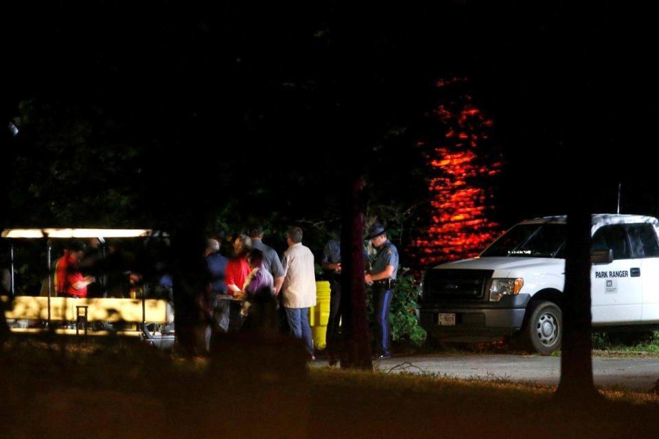 Rescue crews work at the scene of a deadly boat accident at Table Rock Lake in Branson, Missouri. (AP)