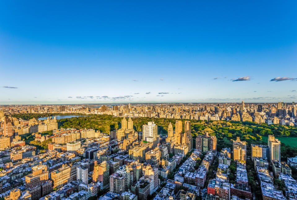 Este espectacular apartamento situado en el número 200 de la Amsterdam Avenue de la ciudad de Nueva York, tiene un precio de 38 millones de dólares y es uno de los escenarios de la exitosa serie de HBO ‘Succession’. Créditos: William Laird / Brown Harris Stevens
