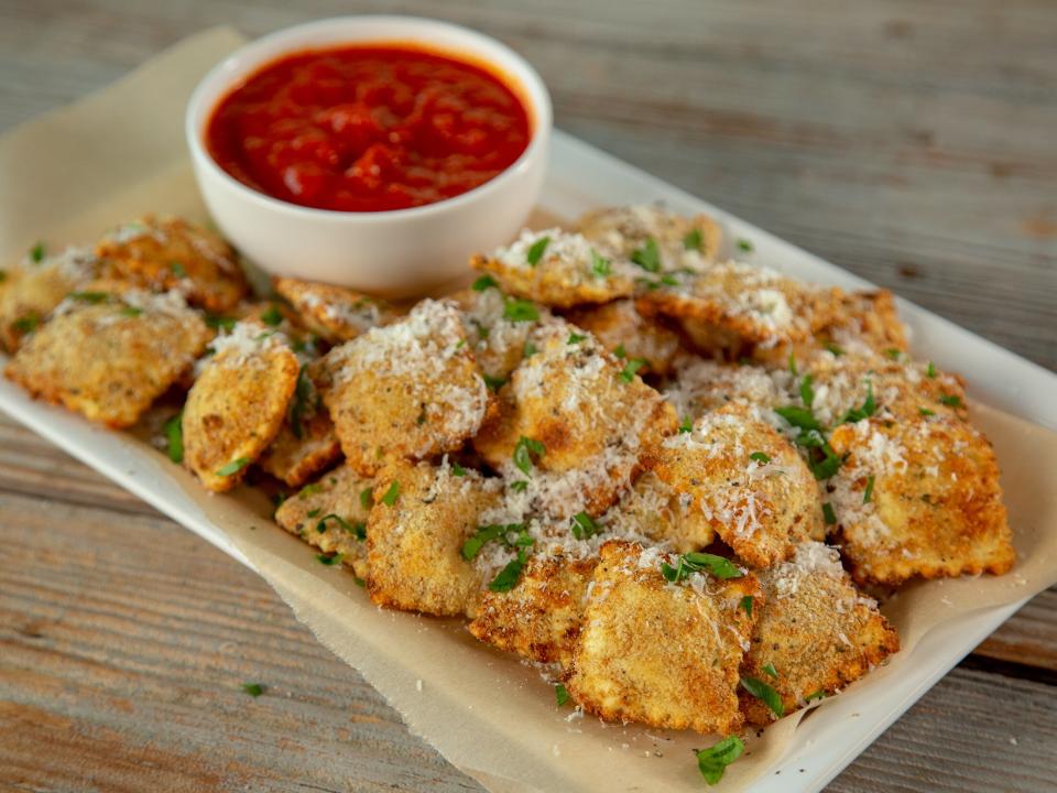 Cacio e Pepe Air-Fried Ravioli 