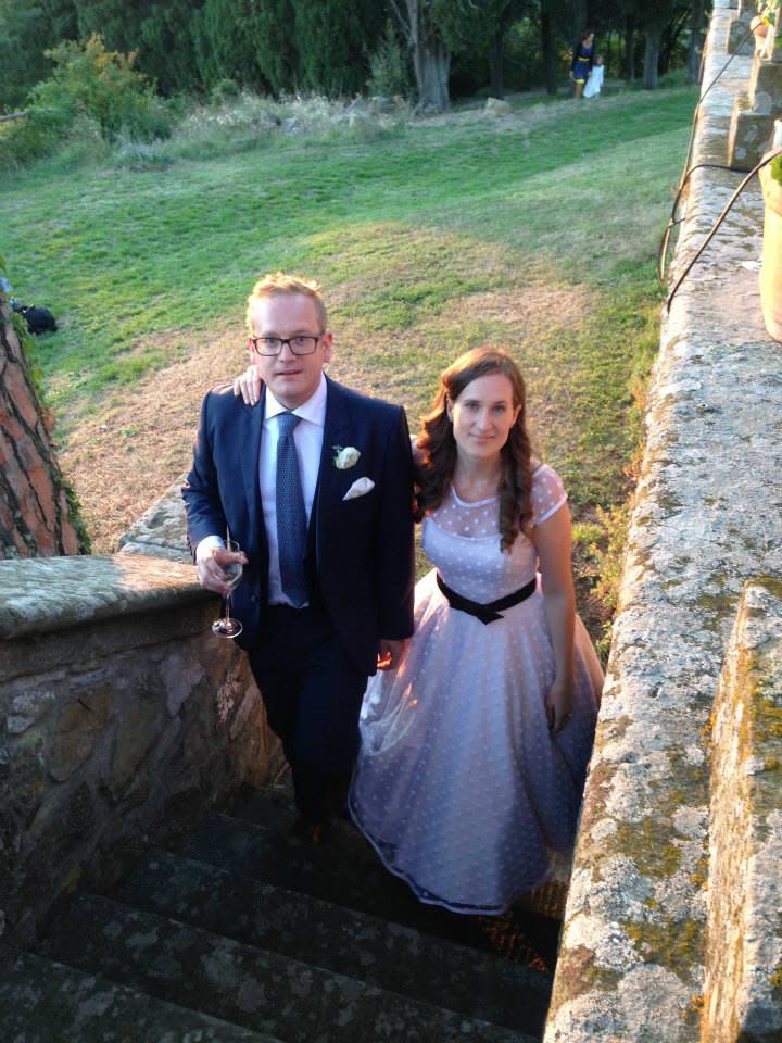 Alex Delaney and her husband Nic on their wedding day (supplied, Alex Delaney)