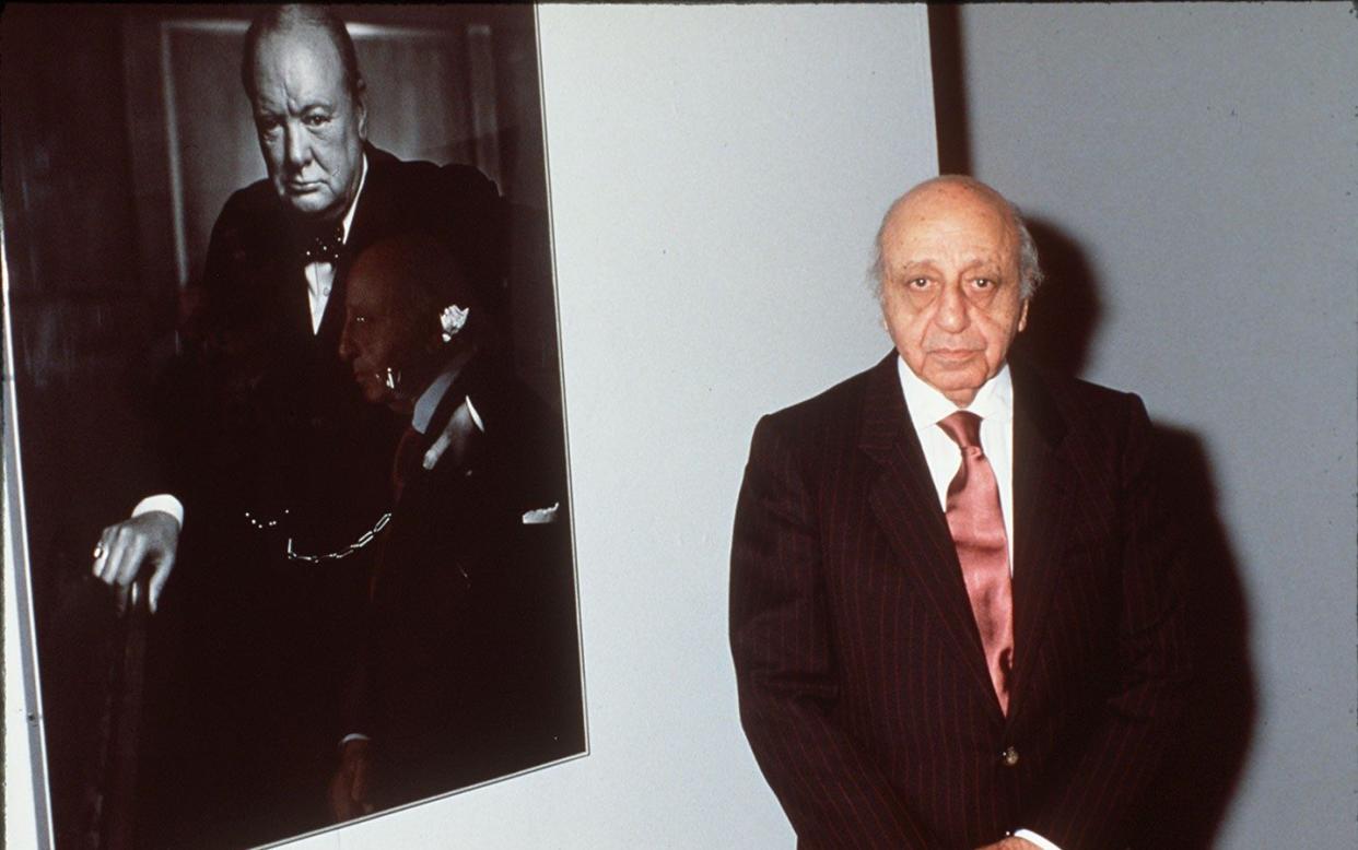 Yousuf Karsh with the 'Roaring Lion' photo of Winston Churchill which he took in December 1941