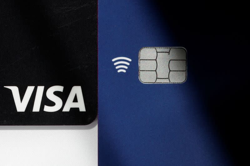 Illustration of Visa credit and debit cards