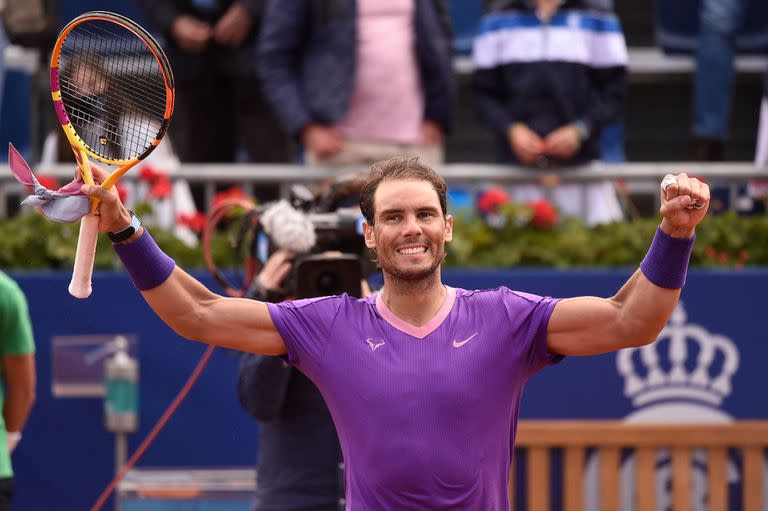 El español Rafael Nadal celebra vencer al español Pablo Carreño Busta durante el partido de semifinales del torneo ATP Barcelona