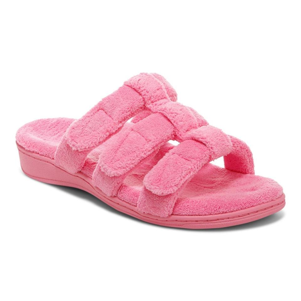 14) Snooze Slipper