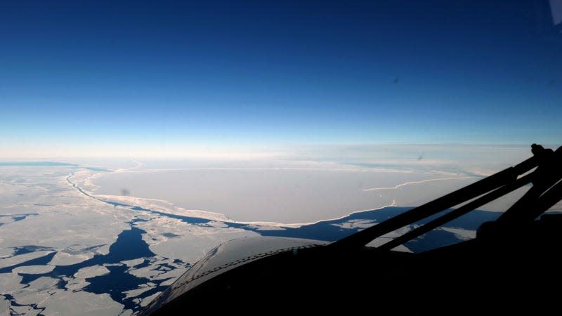 Aerial photo of ice shelf calving