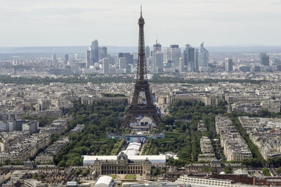 El Campo de Marte, a los pies de la Torre Eiffel