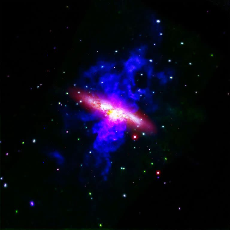 M82