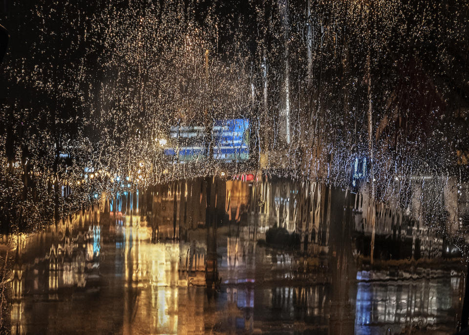 Christine Holt's shortlisted image of rain through the window of a bus in Memphis, Tennessee (Picture: RMetS)