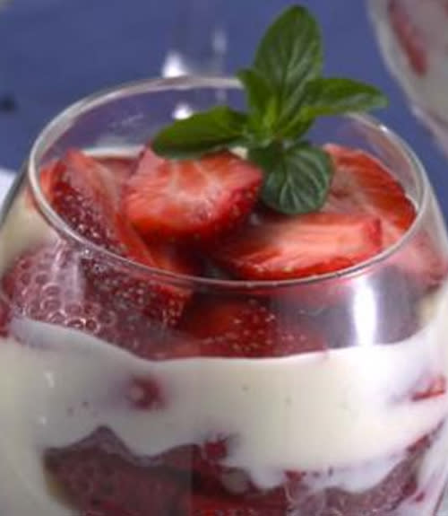 Strawberries-and-Cream Parfaits