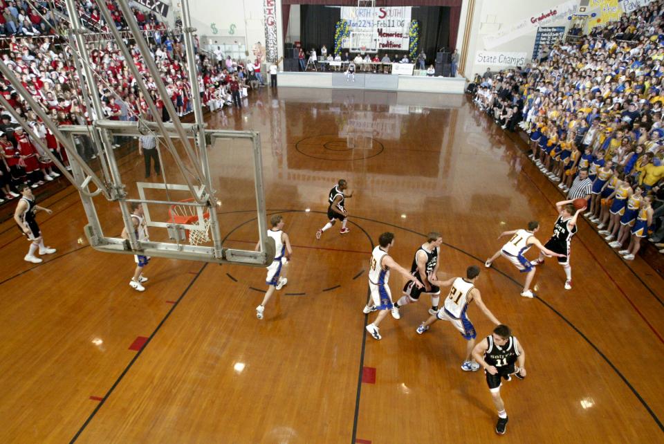 A panoramic inside the Sheboygan Armory during the last North South game in 2007.