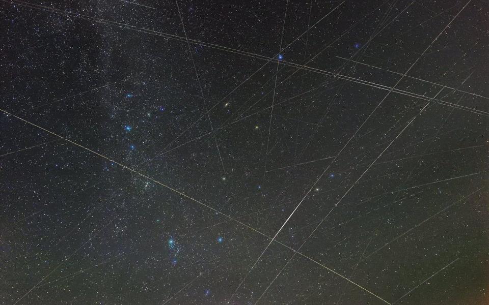 Perseids meteor shower satellites - Eckhard Slawik E.Slawik@gmx.net