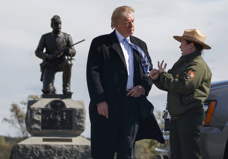 Donald Trump listens to a park ranger while on a tour at Gettysburg National Military Park, Oct. 22, 2016, in Gettysburg, Pa. (Photo: Evan Vucci/AP)