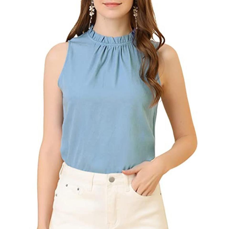 15) Sleeveless Top