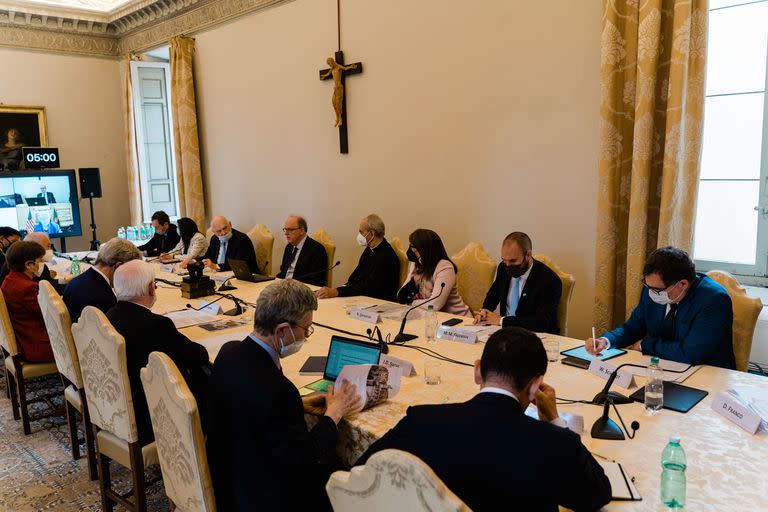 Seminario en la Pontificia Academia de Ciencias del Vaticano, coincidieron Kristalina Georgieva y Martín Guzmán