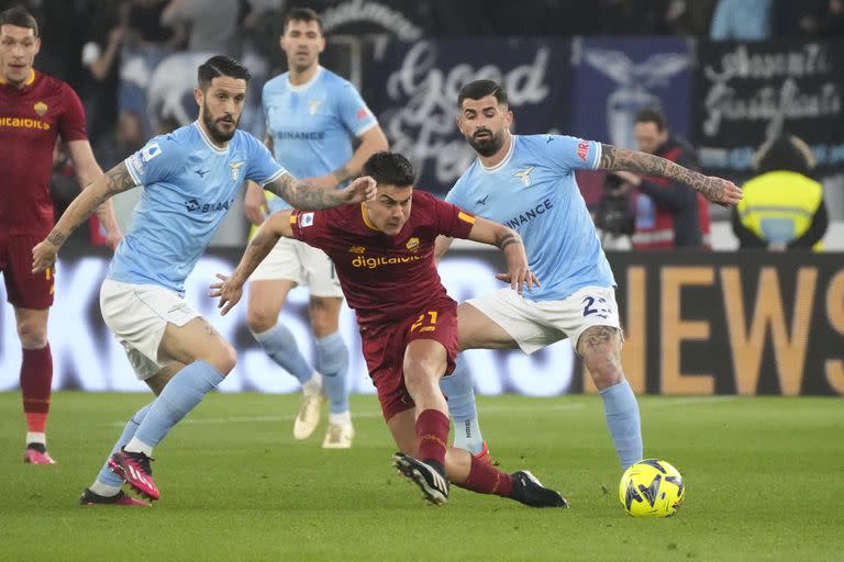 Paulo Dybala contra el mundo en el clásico de Roma vs. Lazio