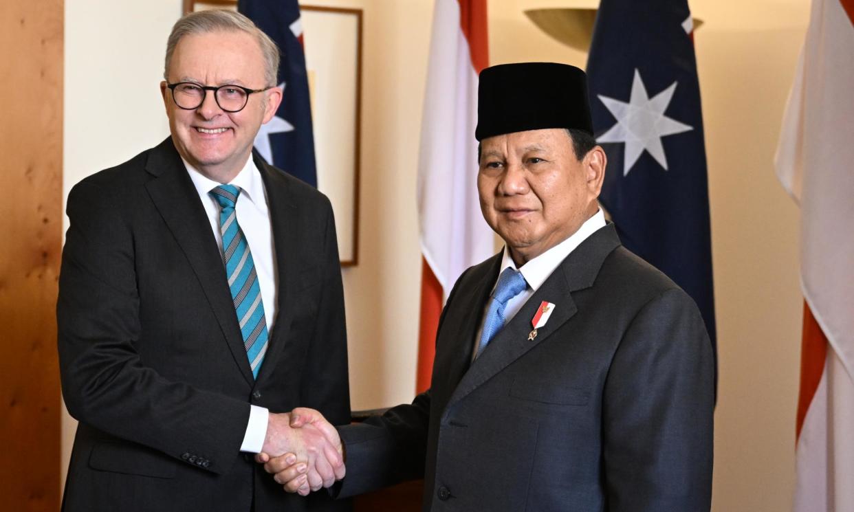 <span>The Australian prime minister, Anthony Albanese, and the Indonesian defence minister and president-elect, Prabowo Subianto. Australia and Indonesia struck a new security pact in Canberra on Tuesday.</span><span>Photograph: Lukas Coch/AAP</span>