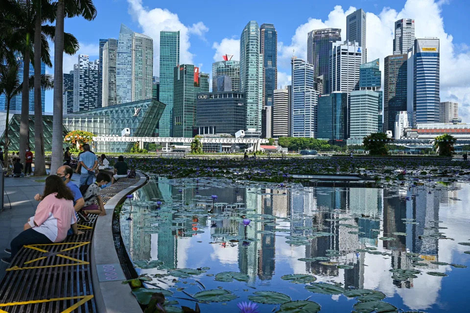 Expat bankers fleeing Hong Kong see no easy escape to Singapore. (PHOTO: ROSLAN RAHMAN/AFP via Getty Images)