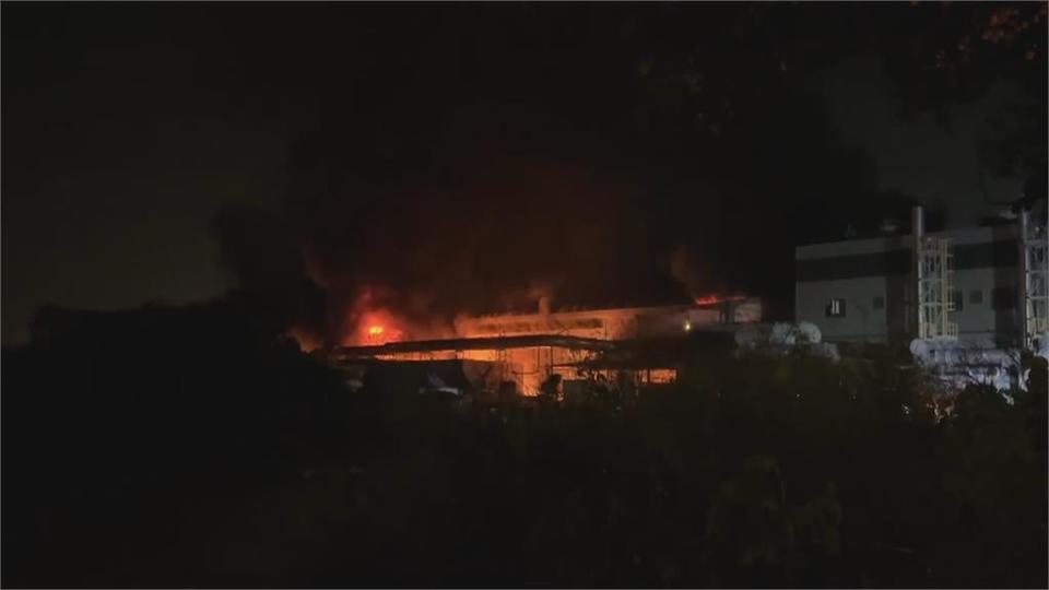 屏科工廠起火爆炸釀1死97傷　殉職警消家屬悲痛