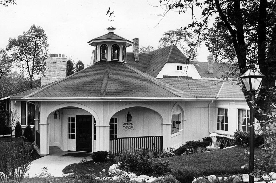 Boder's on the River, shown in 1982, was the longtime restaurant run by Suzy Wagner's family.