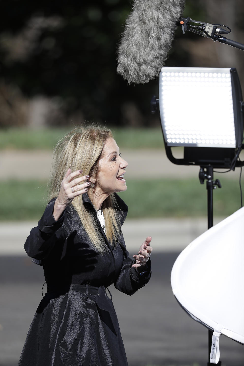 <p>Kathie Lee Gifford speaks to media ahead of a funeral service at the Billy Graham Library for the Rev. Billy Graham, who died last week at age 99, Friday, March 2, 2018, in Charlotte, N.C. (Photo: Chuck Burton/AP) </p>