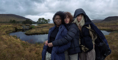 Live In The Open campaign featuring (from left to right): Jodie Turner-Smith, Khadijha Red Thunder and Soo Joo Park
Credit: Annie Leibovitz for Canada Goose (CNW Group/Canada Goose)