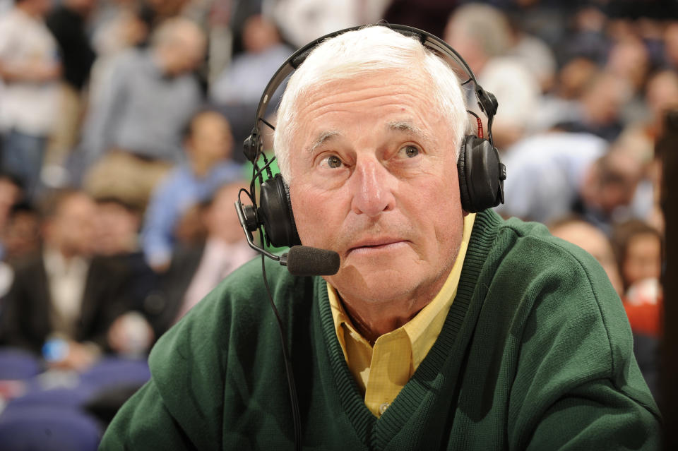 Bob Knight does an ESPN college basketball game in 2001 (Getty Images)
