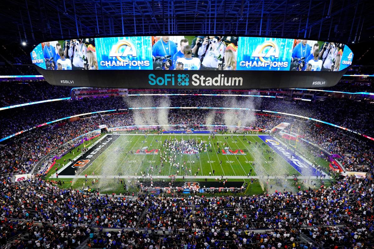 Arizona Super Bowl 2023 hotel prices are sky high. Here are tips for