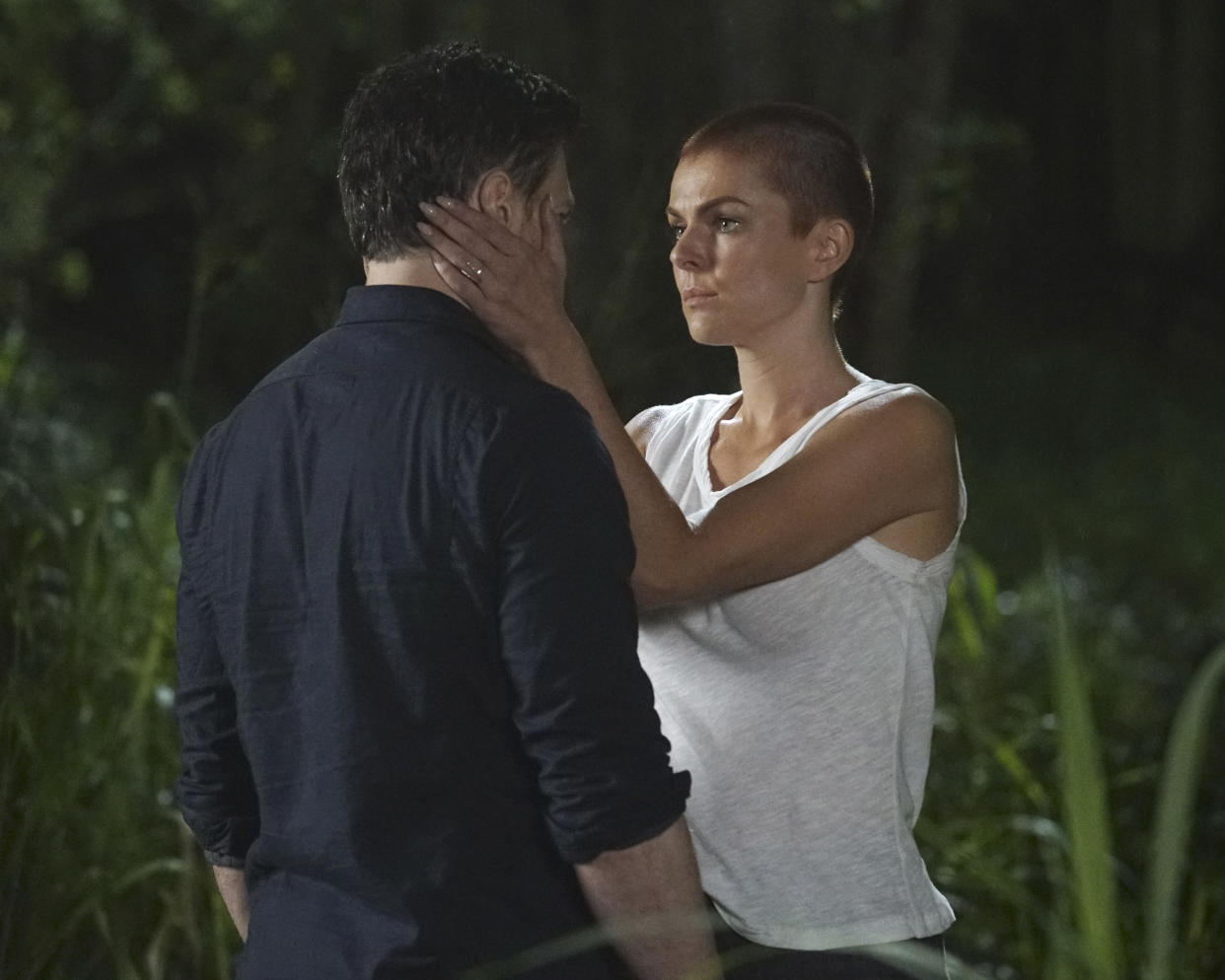 Black Bolt (Anson Mount) and Medusa (Serinda Swan) reunite on tonight’s <em>Inhumans</em>. (Photo: Karen Neal/ABC)