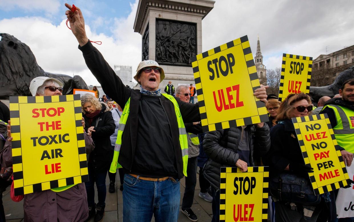 Protesters demonstrate against the Ulez expansion in Trafalgar Square, central London - Jamie Lorriman for The Telegraph