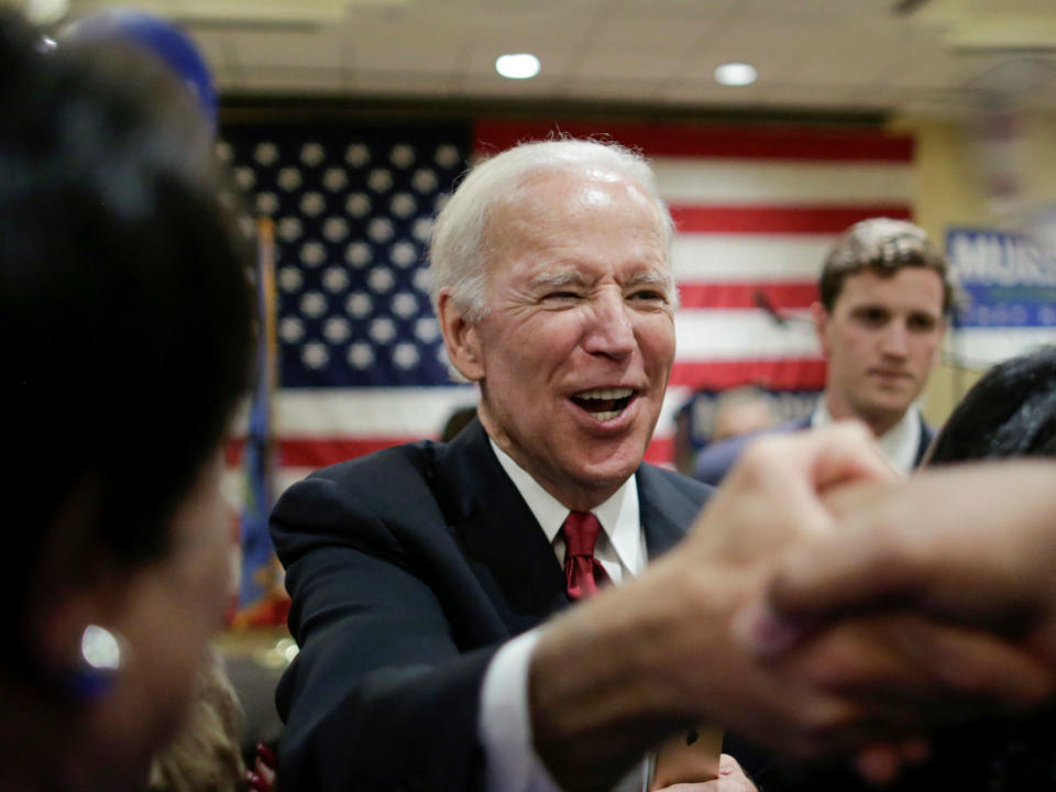 Joe Biden: REUTERS/Eduardo Munoz