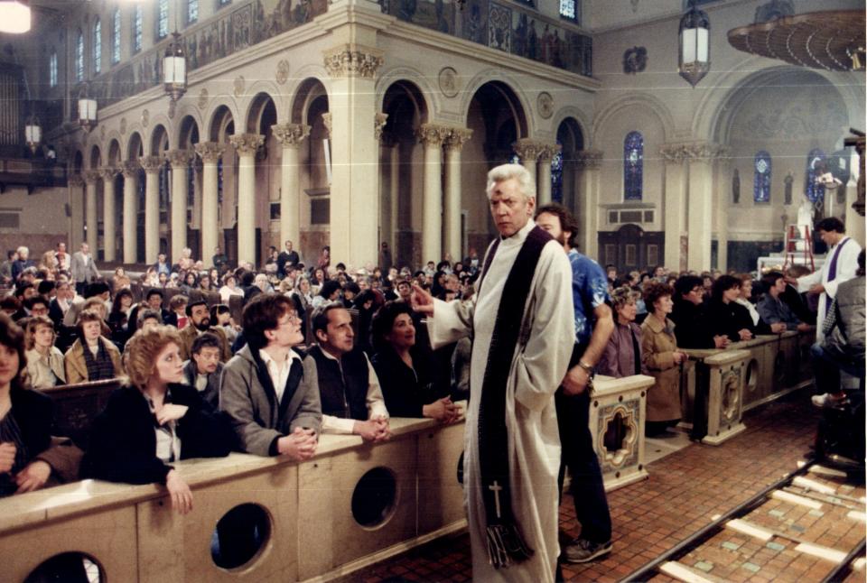 Donald Sutherland (center) starred in 'The Rosary Murders'